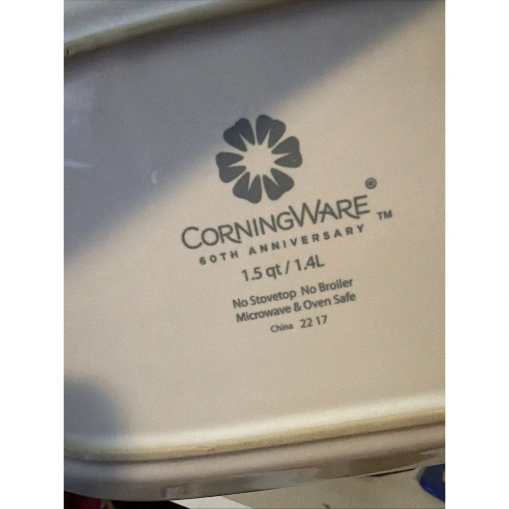 VINTAGE CORNING WARE CORNFLOWER BLUE 1.5 QT   CASSEROLE BAKING DISH